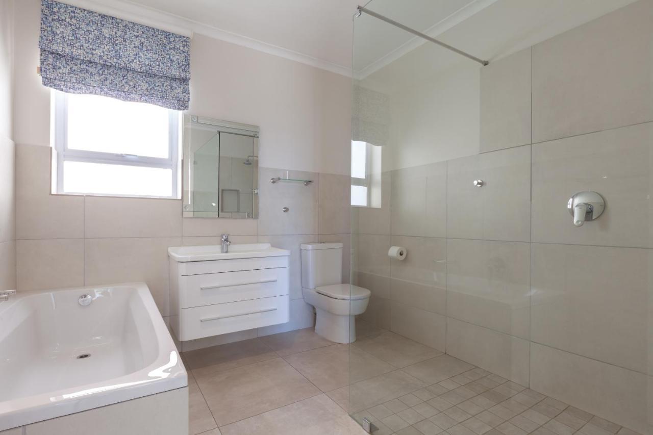 Crichton House Apartment